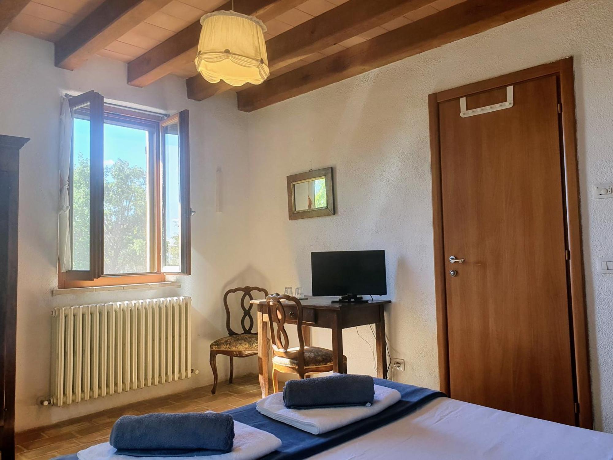 Le Ginestre Guesthouse Assisi Rum bild